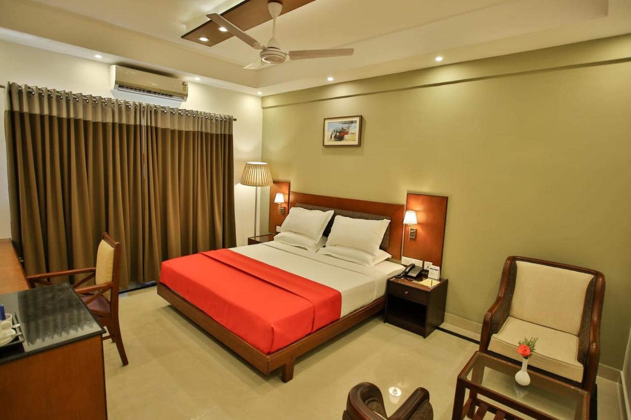 Harbour Hotels Pallipuram Exterior foto